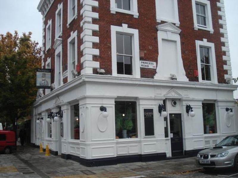 (Pub, External). Published on 25-10-2014