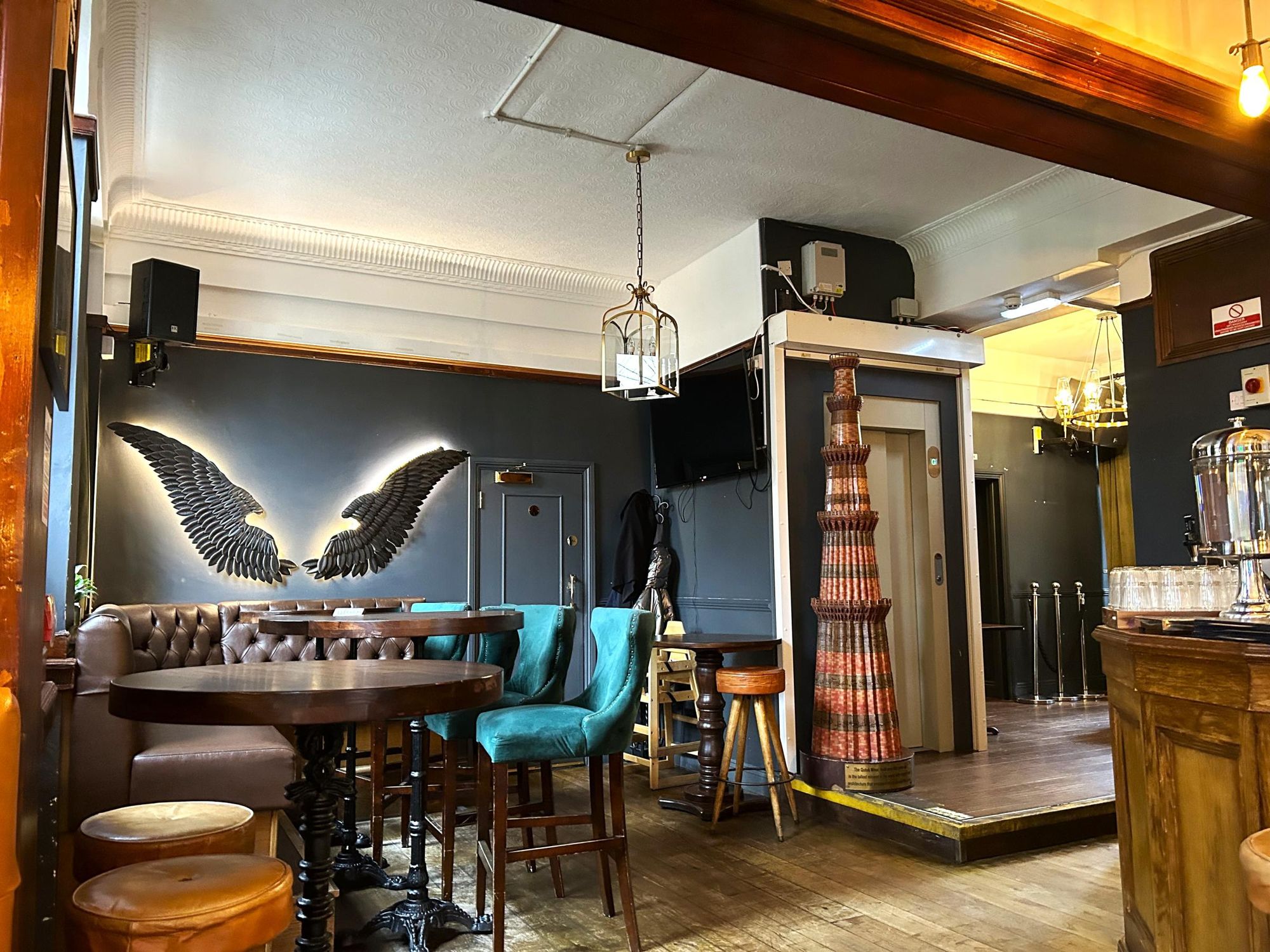 Three Falcons interior. (Pub). Published on 01-03-2026