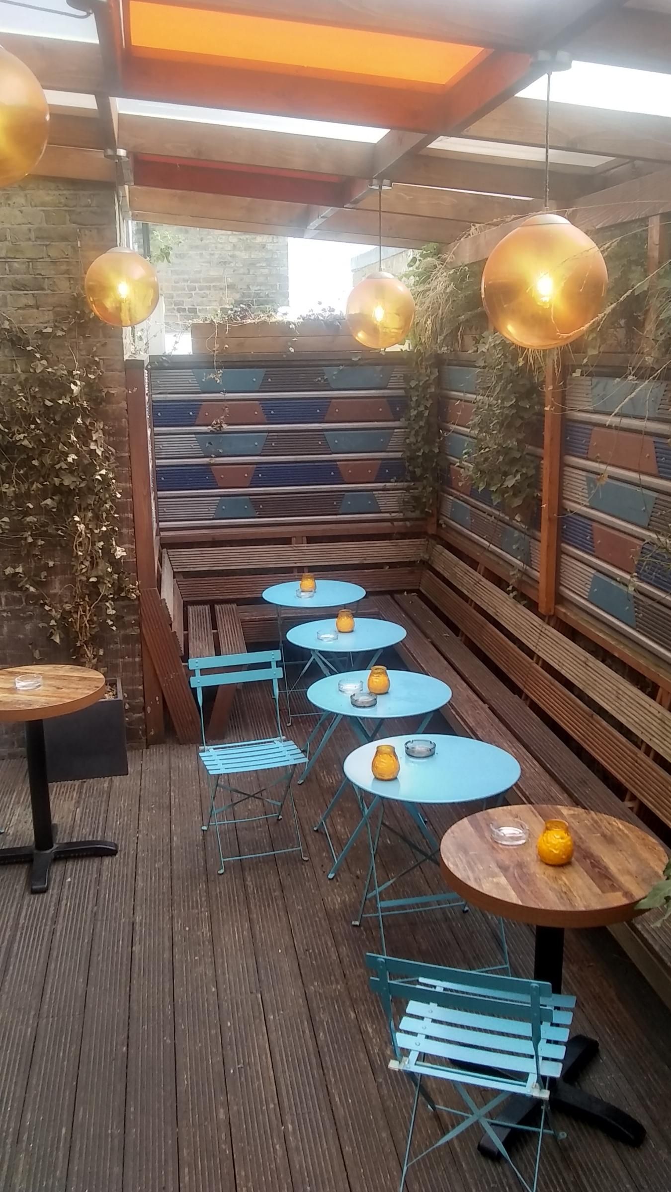 Garden April 2022. (Pub, Garden). Published on 18-04-2022