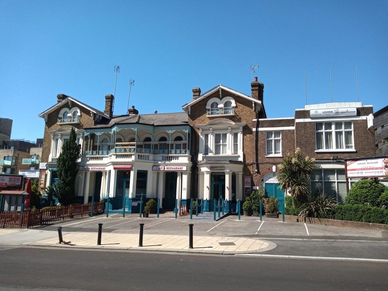 Taken during lockdown May 2020. (Pub, External). Published on 30-05-2020