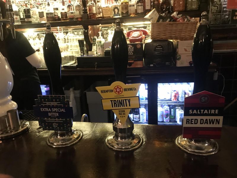 Queen's Head 4th December 2021. (Pub). Published on 05-12-2021
