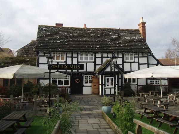 Six Bells, Billingshurst. (Pub, External, Key). Published on 24-12-2012