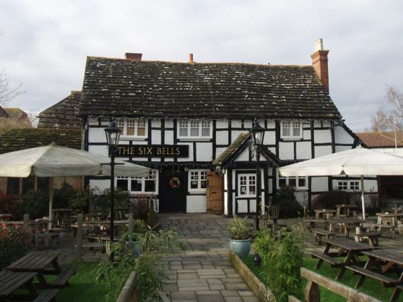 Six Bells, Billingshurst. (Pub, External, Key). Published on 24-12-2012