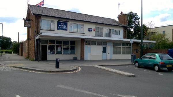 Dr Samuel Jonson, Langley Green, Crawley. (Pub, External, Key). Published on 17-08-2015