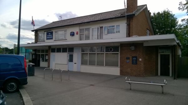 Dr Samuel Jonson, Langley Green, Crawley. (Pub, External). Published on 17-08-2015