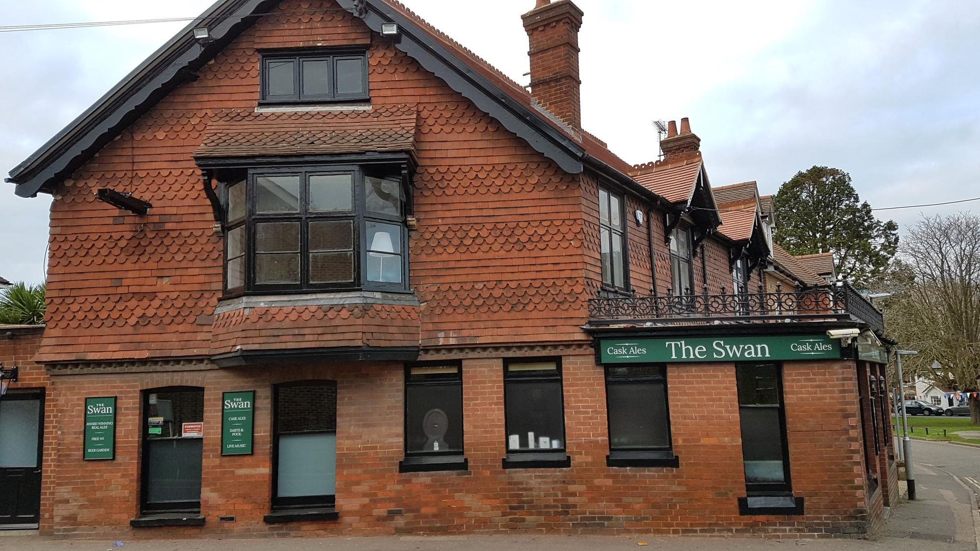 Swan, Crawley, Horsham Road East Elevation. (Pub, External). Published on 19-01-2019