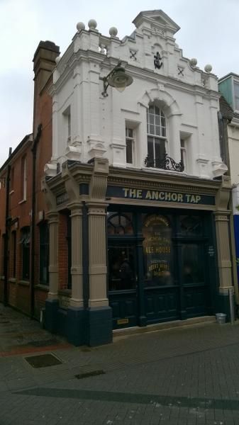 Anchor Tap, Horsham. (Pub, External). Published on 13-02-2016