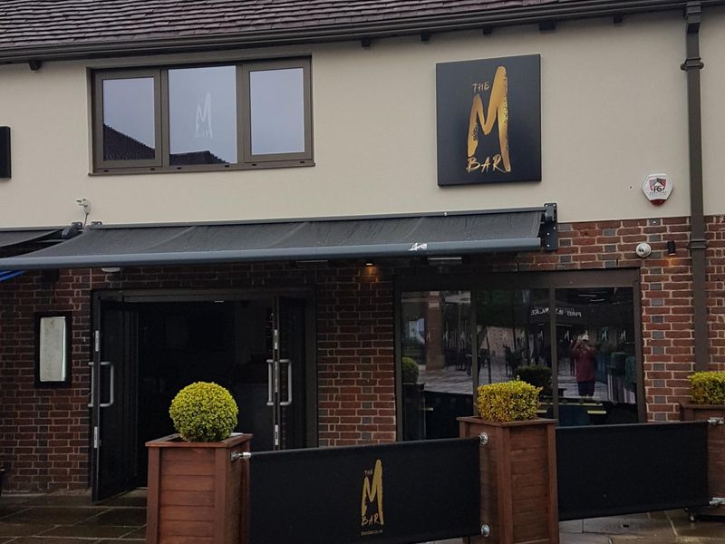 M Bar in Piries Place. (Pub, External, Key). Published on 19-05-2021