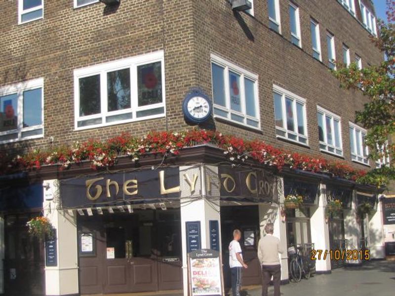 Lynd Cross. (Pub, External, Key). Published on 28-10-2015