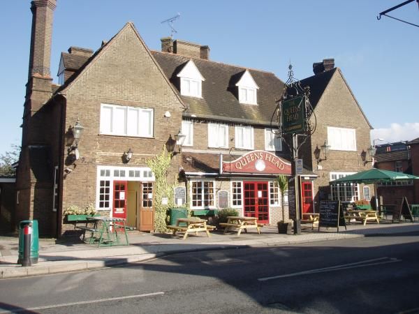 Queens Head, Horsham. (Pub, External, Key). Published on 27-12-2012