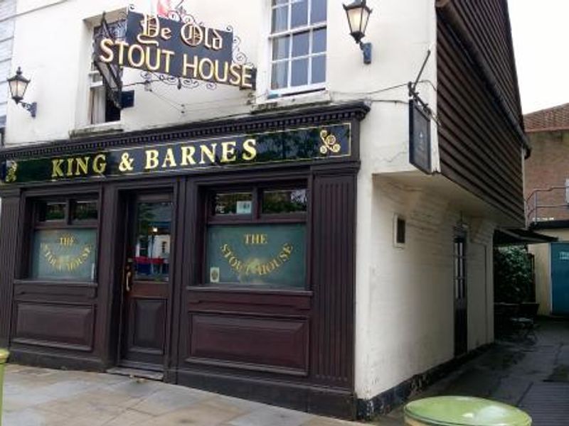 Ye Old Stout House, Horsham. (Pub, External, Key). Published on 13-08-2015