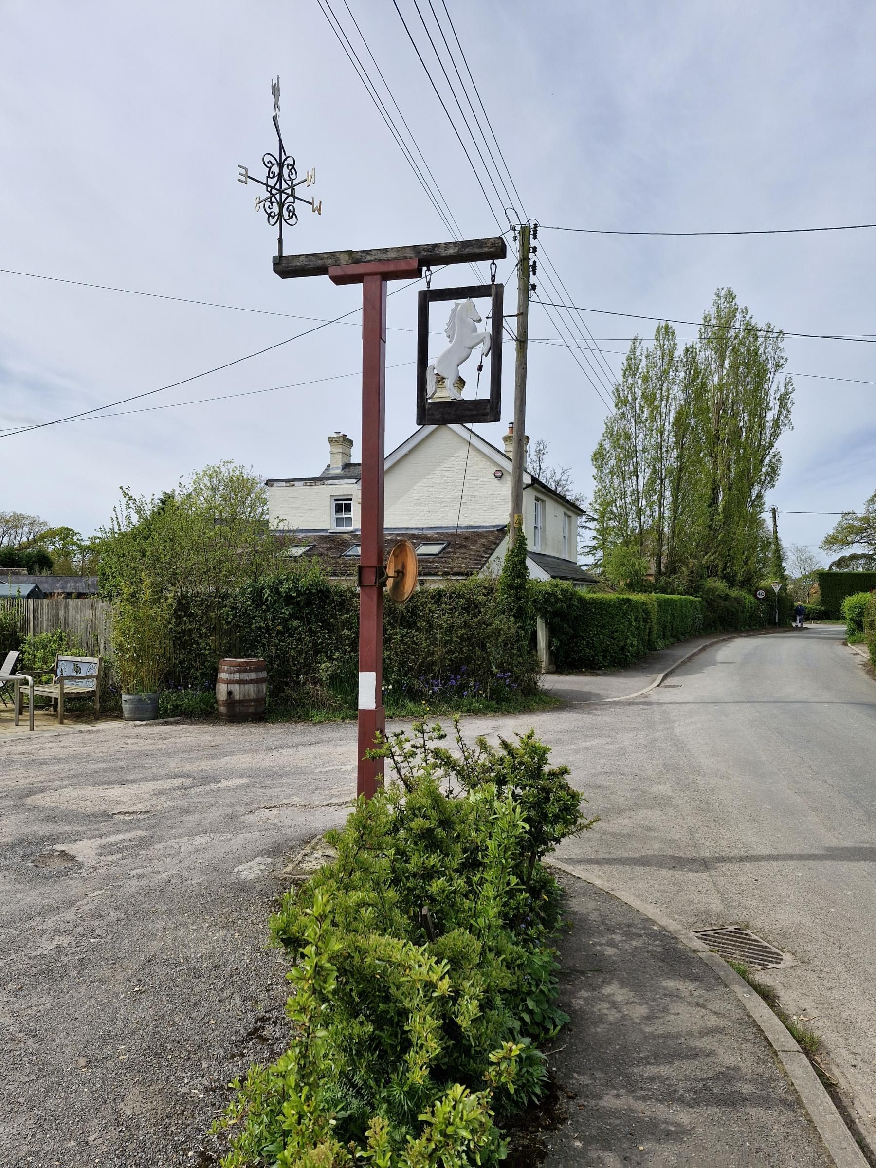 White Horse pub sign, Maplehurst. (Pub, External, Sign). Published on 16-04-2024