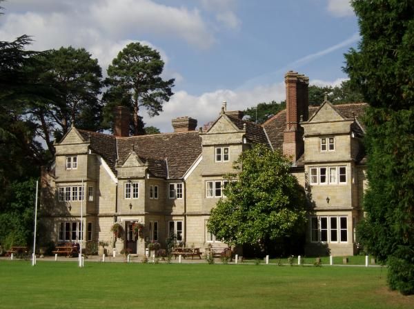 Rowfant House, Rowfant. (Pub, External, Key). Published on 24-12-2012