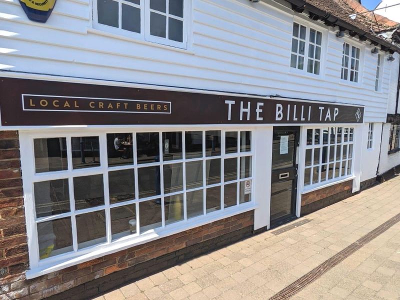 Billi Tap, Billingshurst. (Pub, External, Key). Published on 18-07-2021