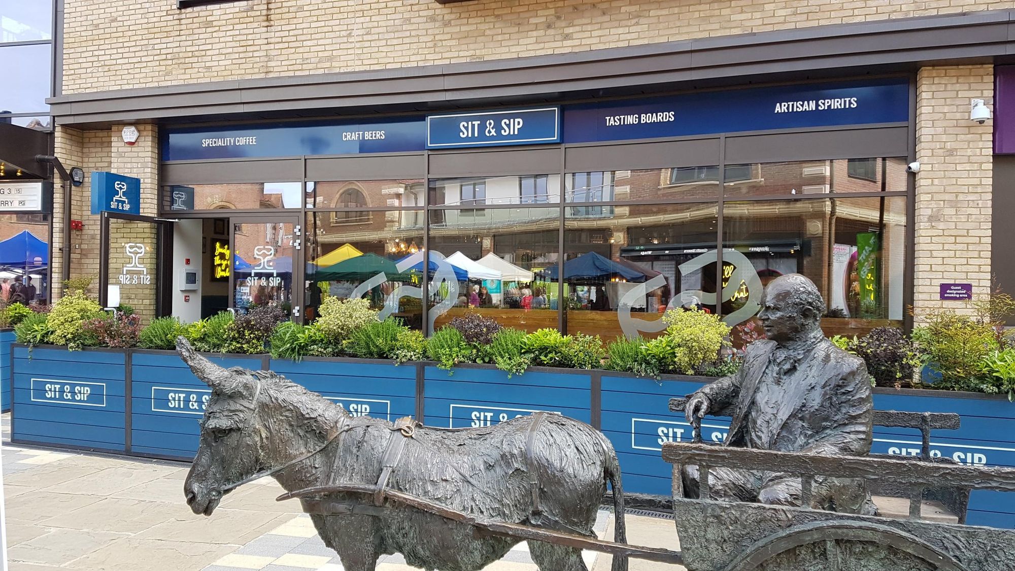 Sit&Sip. (Pub, External, Key). Published on 30-05-2021