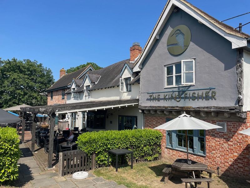 (Pub, External, Key). Published on 17-06-2025