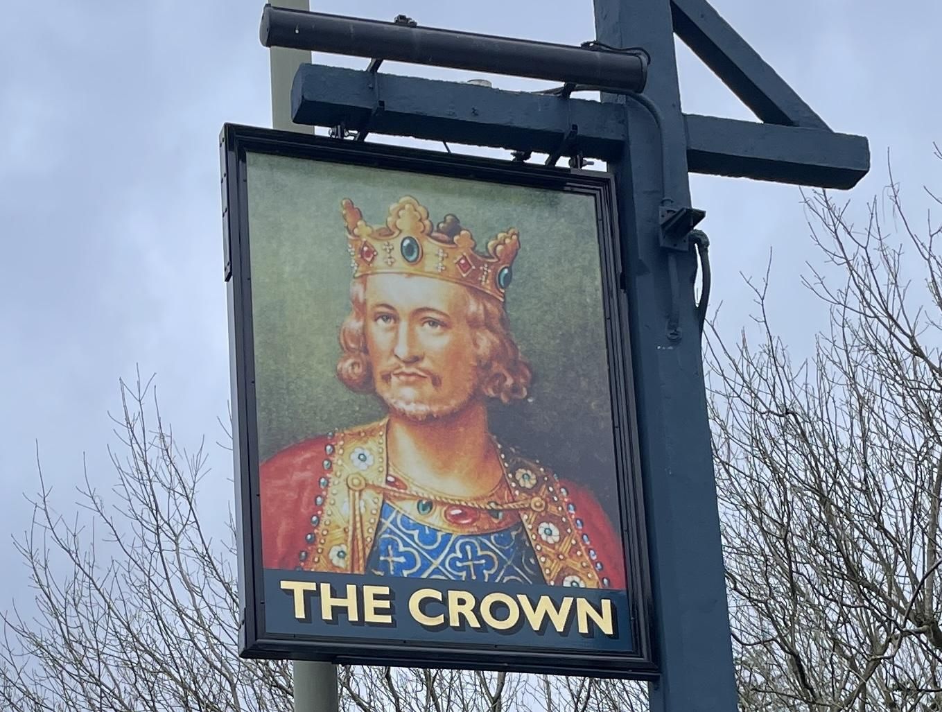 Crown Egham Sign. (External, Sign). Published on 11-02-2026