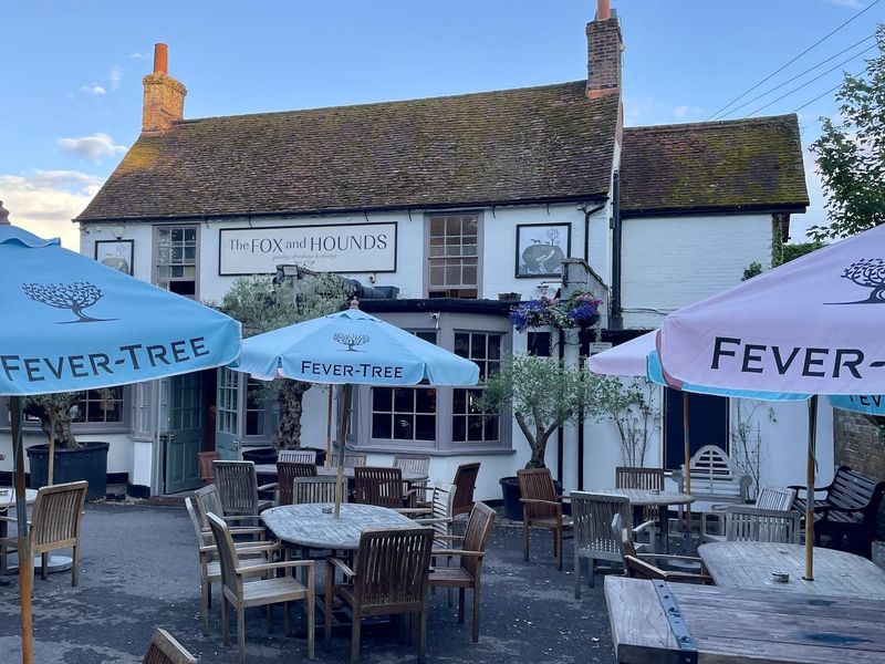 Fox & Hounds Englefield Green Front. (Pub, External, Key). Published on 09-07-2024 