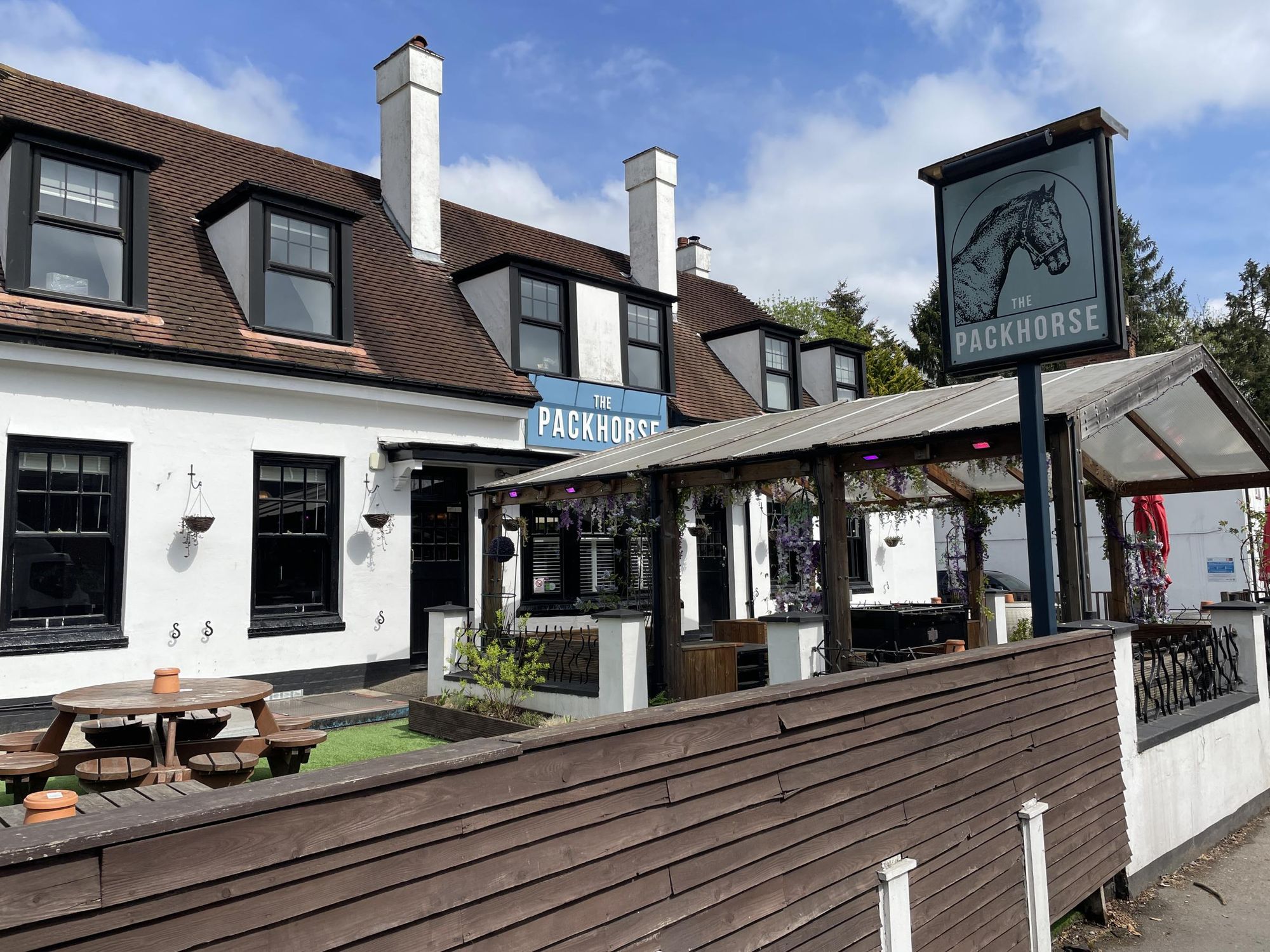 Pack Horse Front Patio. (Pub, External, Garden). Published on 24-04-2025