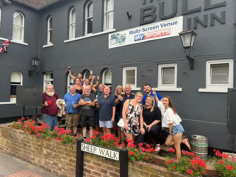 (Pub, External, Customers, Key). Published on 07-08-2022
