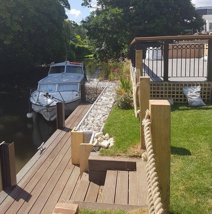 (External, Garden). Published on 03-04-2019