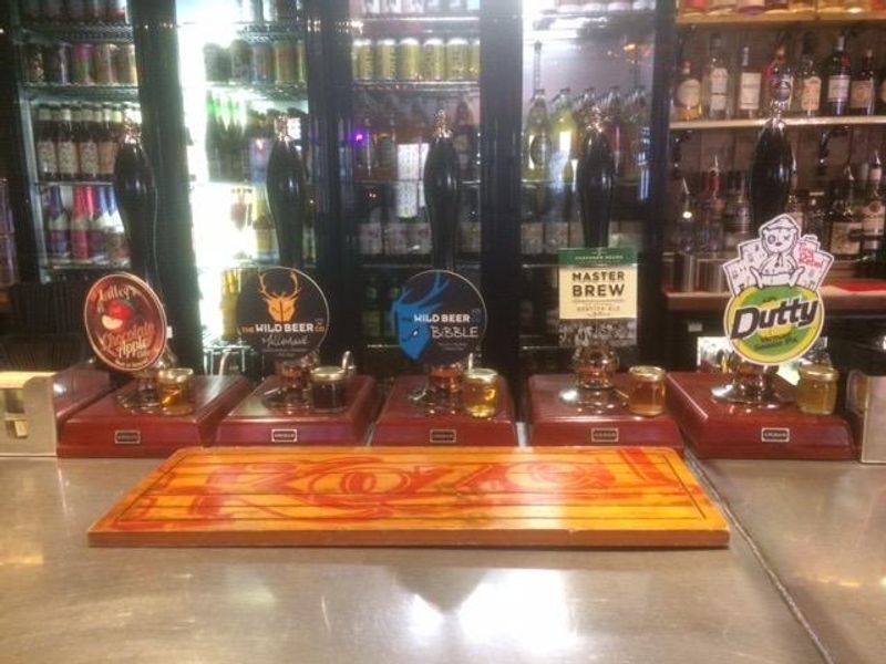 Range of ales and ciders. (Pub, Bar). Published on 19-02-2019