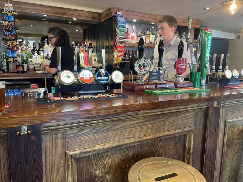 (Pub, Bar). Published on 02-05-2025 