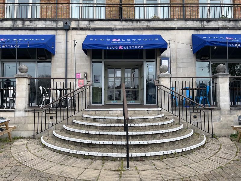 Slug & Lettuce Front Entrance. (Pub, External, Key). Published on 29-03-2026
