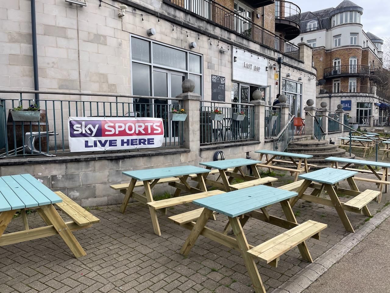 Last Hop Staines Patio. (Pub, Garden). Published on 29-03-2026