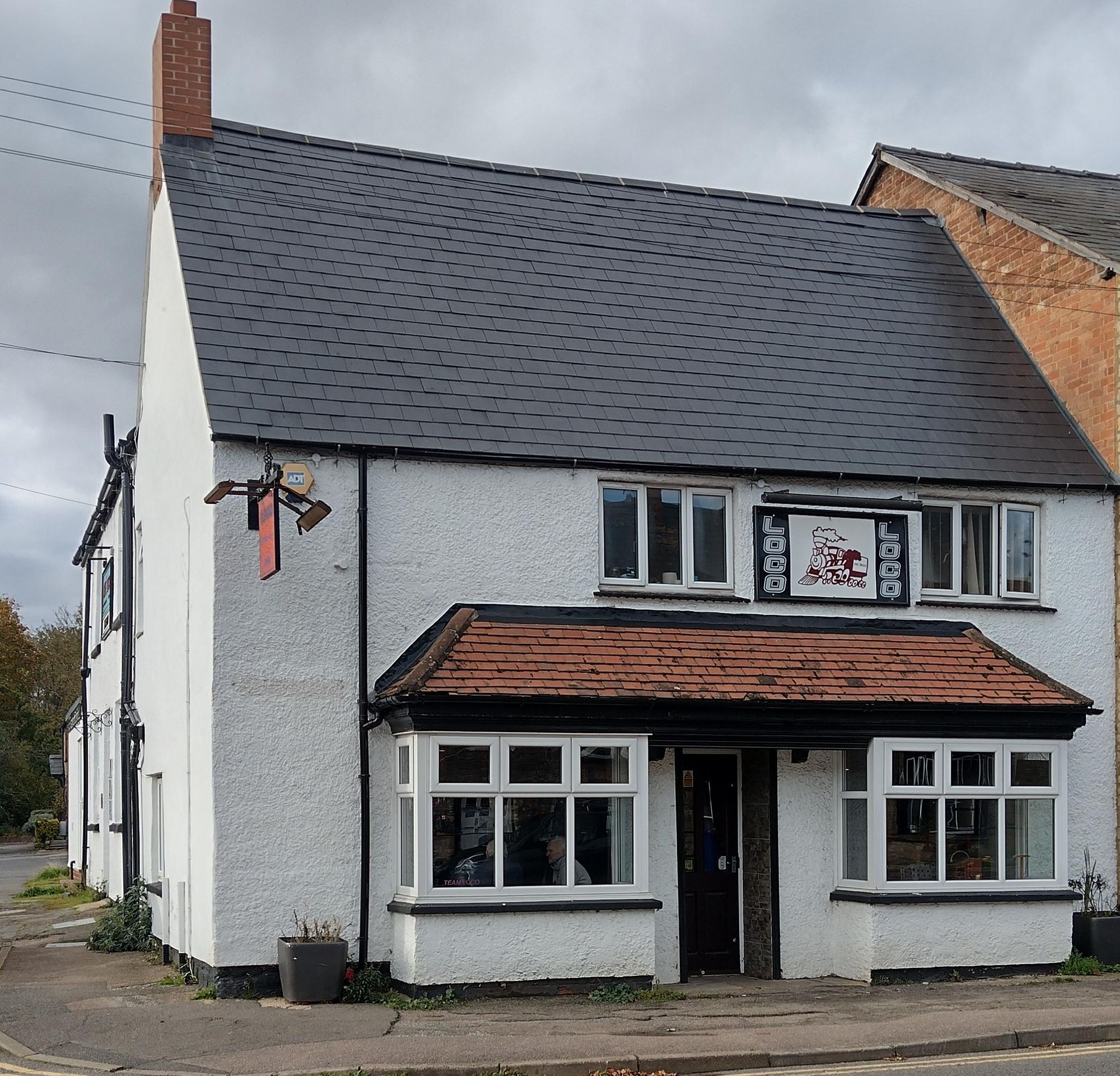 Outside view Locomotive Brackley. (Pub, Key). Published on 20-11-2023