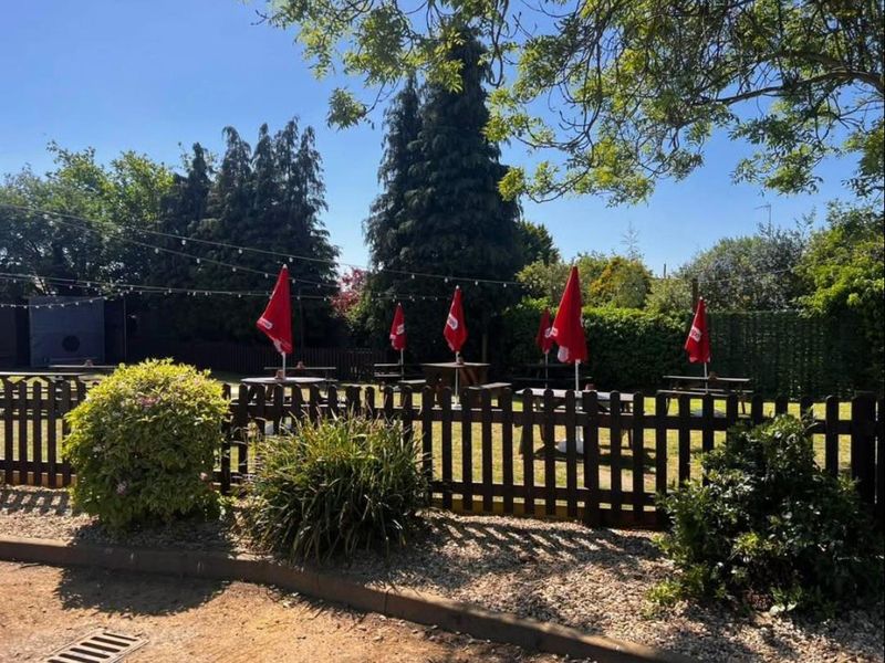 (External, Garden). Published on 03-10-2026 
