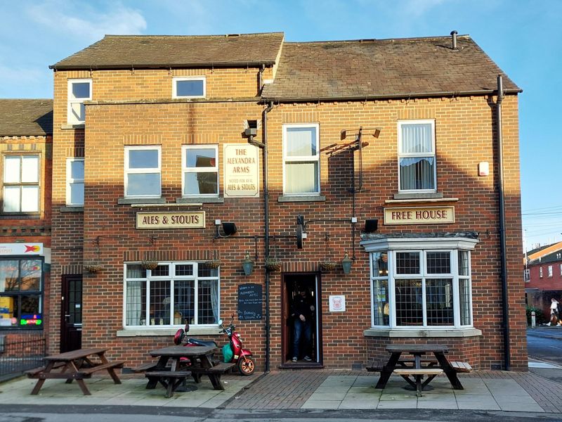 (Pub, External, Key). Published on 16-04-2026