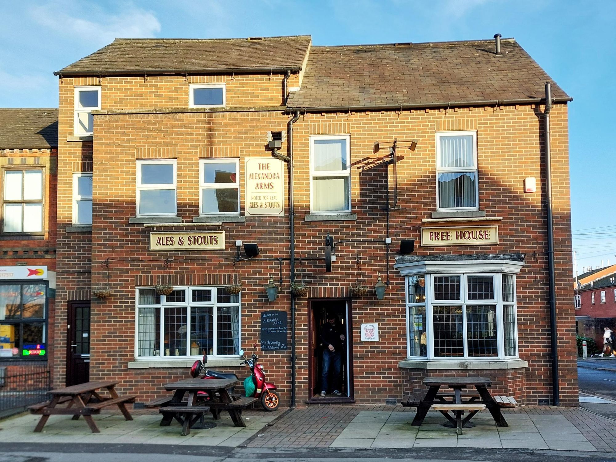 (Pub, External, Key). Published on 16-04-2026