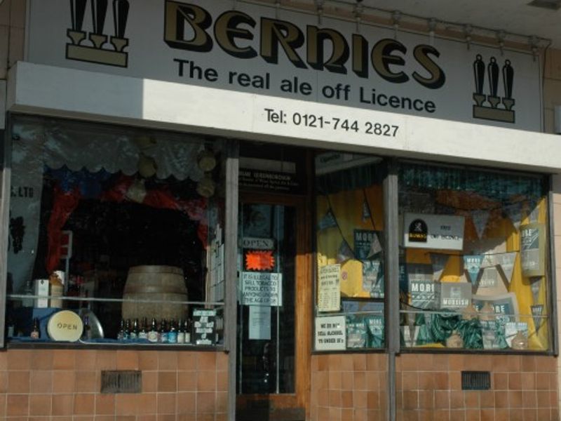 Bernie's Real Ale Off-Licence, Shirley. (External). Published on 18-03-2014