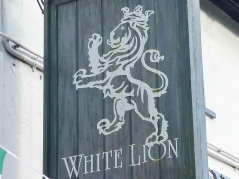 (Pub, Sign). Published on 19-03-2017 