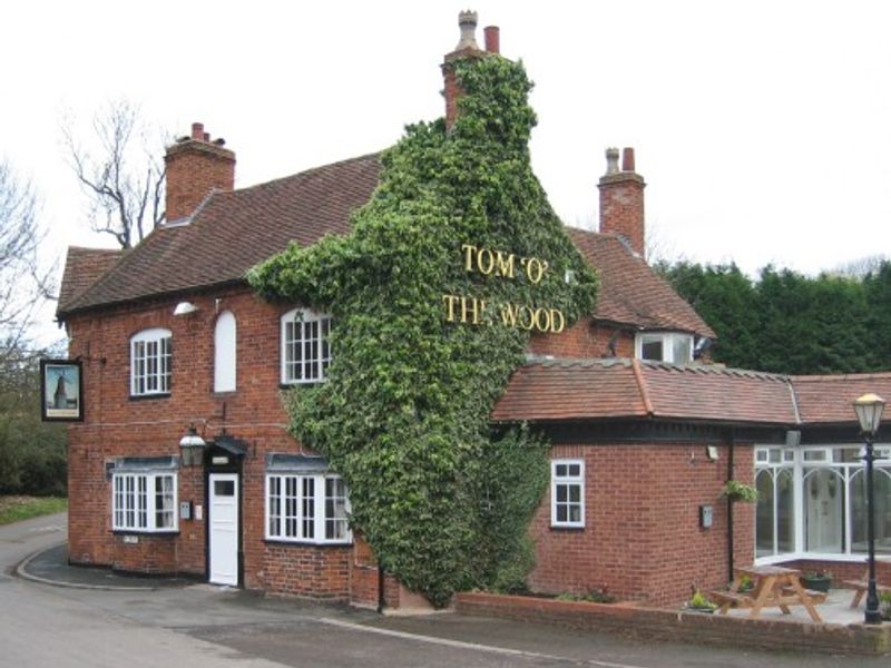 Tom 'o' the Wood, Rowington. (Pub, External). Published on 19-03-2014 