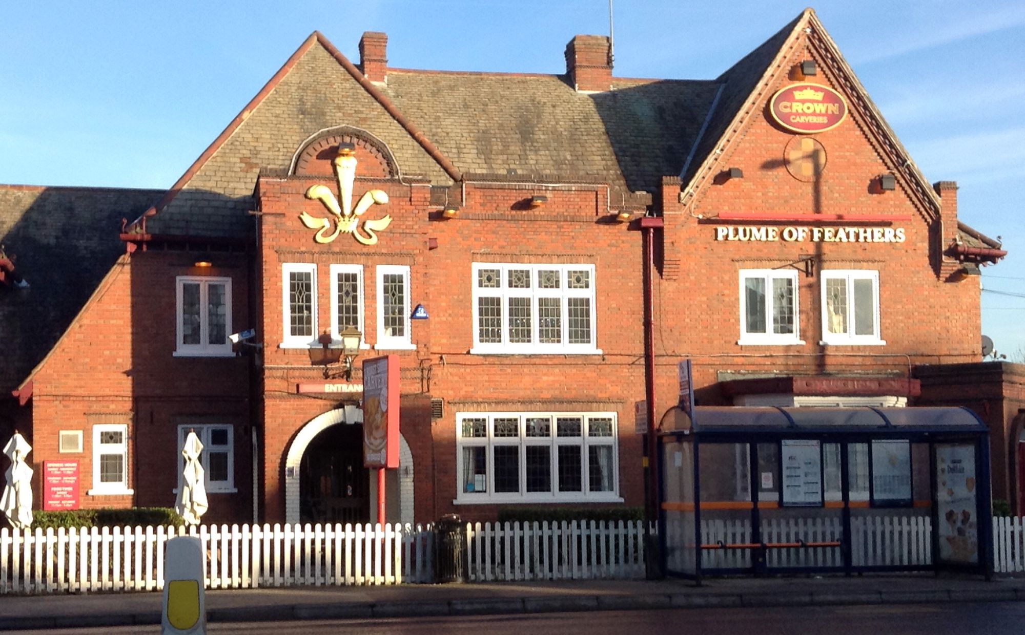 The Plume of Feathers, Shirley. (Pub, External). Published on 04-05-2015