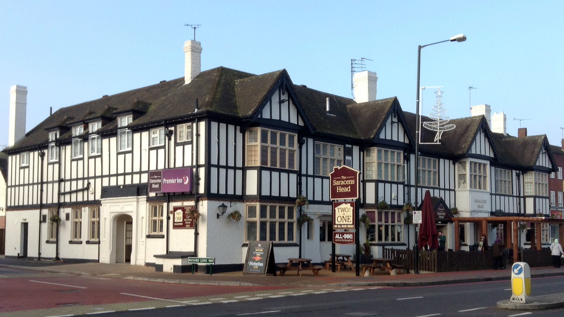 The Saracen's Head, Shirley. (Pub, External). Published on 04-05-2015