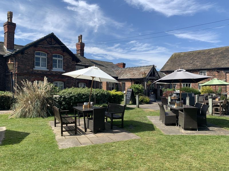 May 2025. (Pub, External, Garden). Published on 16-05-2025 