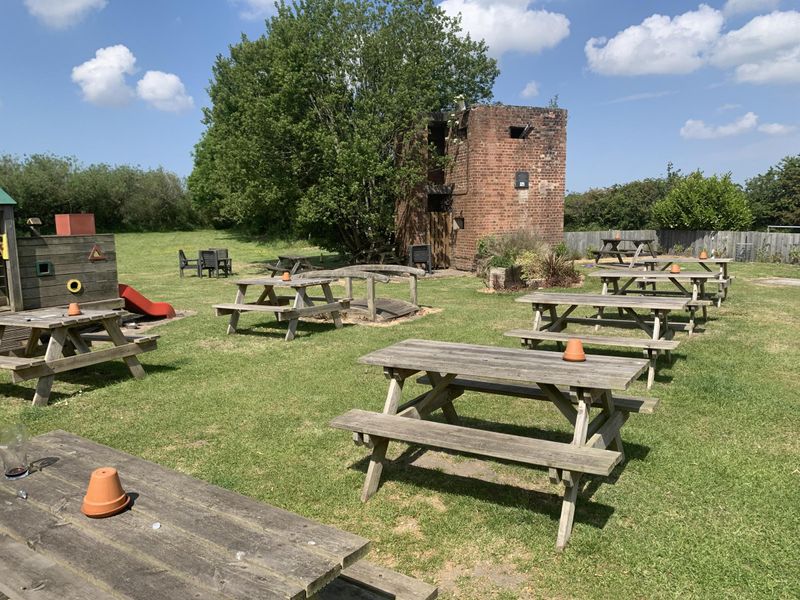 May 2025. (Pub, External, Garden). Published on 21-05-2025 