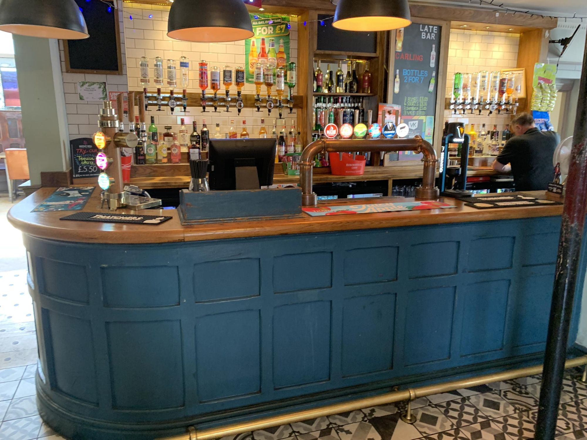 May 2025. (Pub, Bar). Published on 16-05-2025