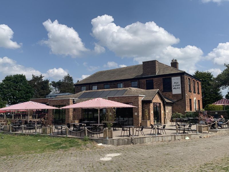 May 2025. (Pub, External, Garden). Published on 21-05-2025 