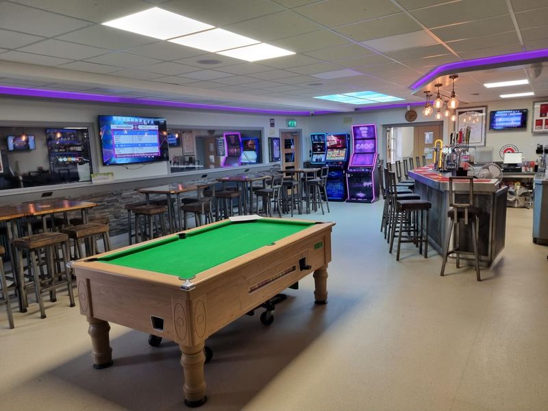 Sports Bar. (Bar). Published on 29-10-2025 