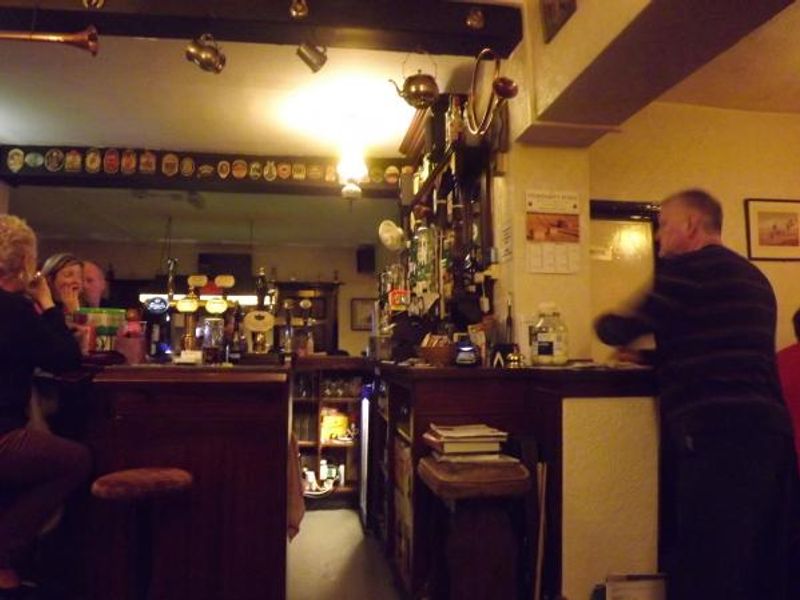 (Pub, Bar). Published on 18-01-2015