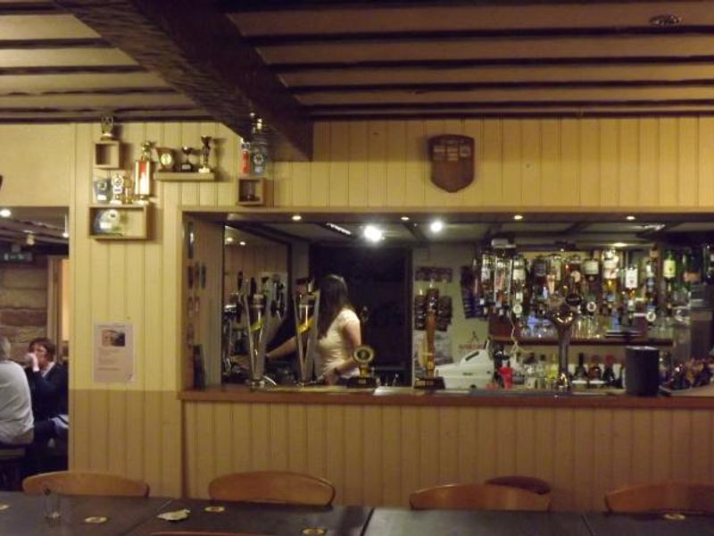 Fox Inn Ousby bar. (Pub, Bar). Published on 17-05-2014