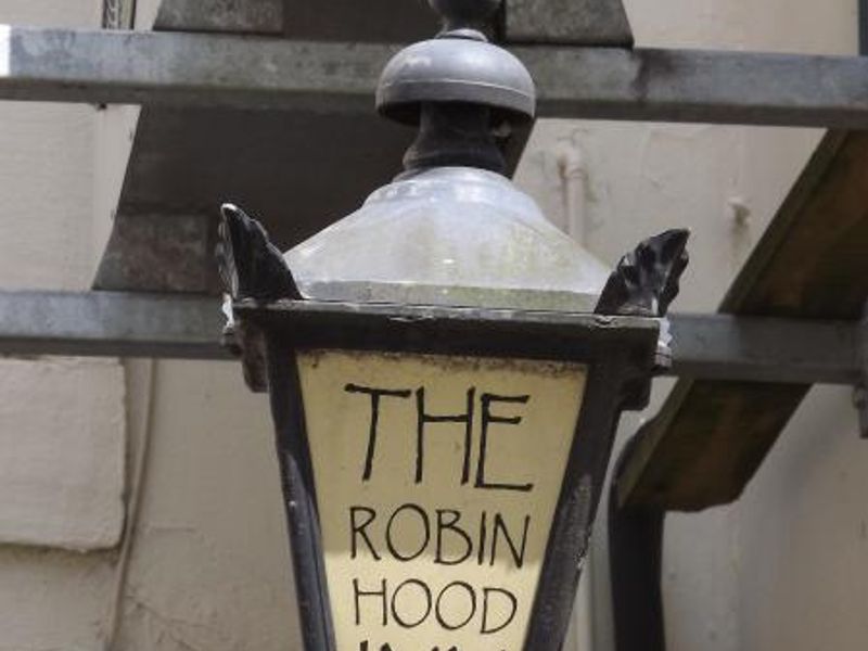 Robin Hood Penrith lamp. (Pub, External, Sign). Published on 01-06-2014