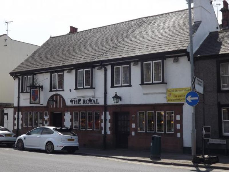 Royal (the) Penrith . (Pub, External). Published on 02-06-2014