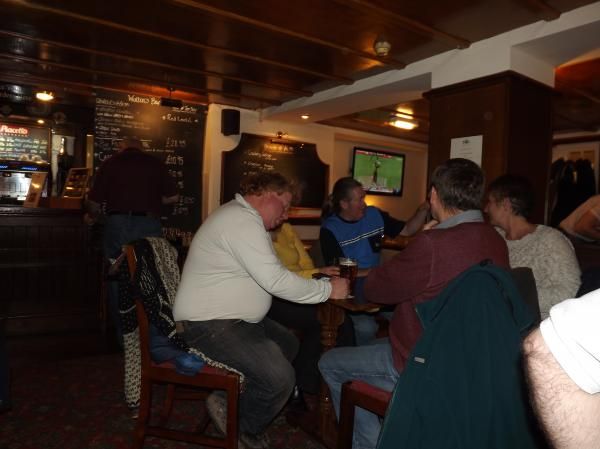 Crown Hotel Waltons Bar. (Pub, Bar). Published on 14-04-2014