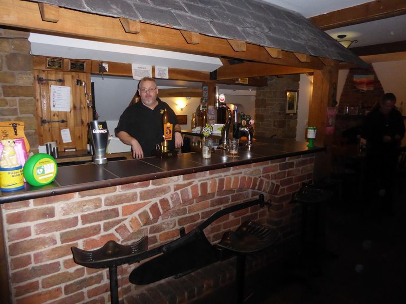 (Pub, Bar). Published on 20-11-2017 