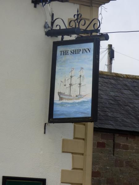 (Pub, Sign). Published on 22-02-2016